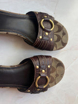 Coach US 8.5 Tan/brown Monogram Canvas Open Toe Wedge Mule