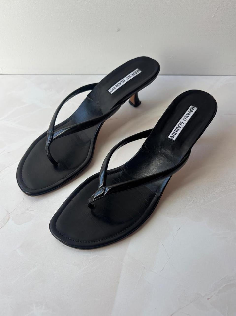 Manolo Blahnik EU 39 Black Patent Leather Sandal
