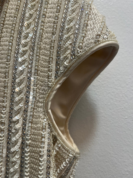 Stunning Giorgio Armani White Beaded Cropped Sleeveless Evening Jacket