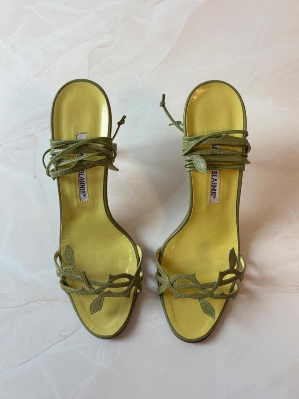 Manolo Blahnik EU 37 Forest Green Leather Strappy Sandal