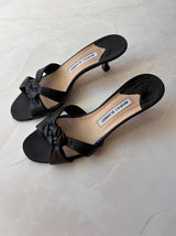 Manolo Blahnik EU 39.5 Black Leather Braided Knot Kitten Heel Sandal