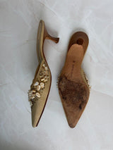 Manolo Blahnik EU 38 Tan Linen Canvas Pointed Toe Kitten Heel Mule