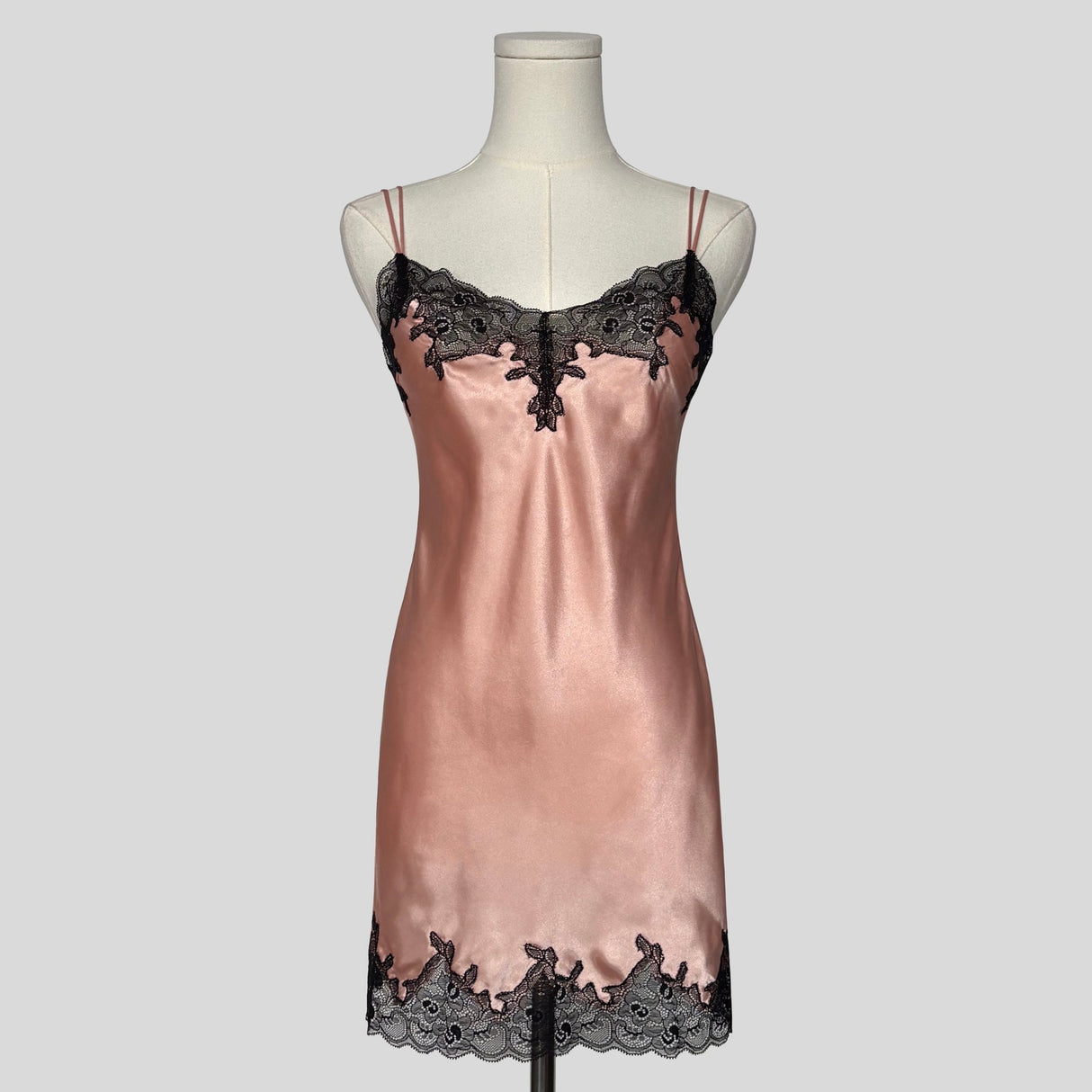 Lace up back slip
