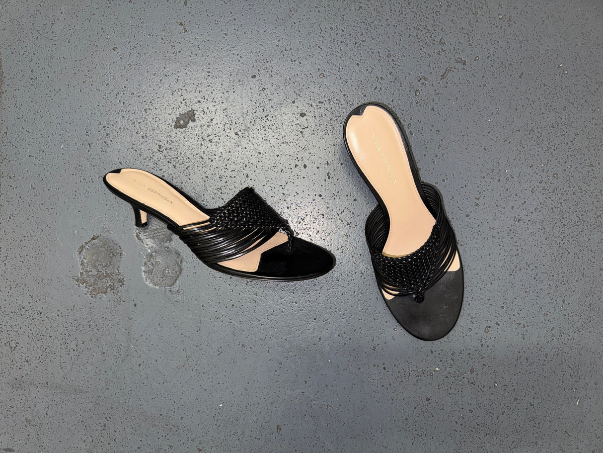 VIA SPIGA Black Leather Macrame Kitten Heels US 9.5