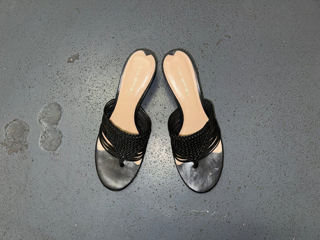 VIA SPIGA Black Leather Macrame Kitten Heels US 9.5