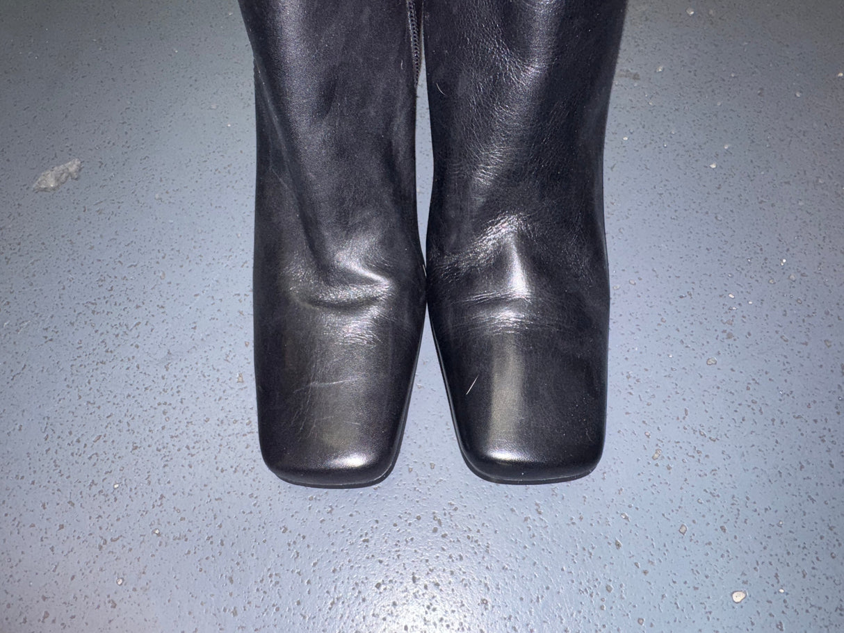 Black Leather Square Toe Boot with Fur Trim US 7