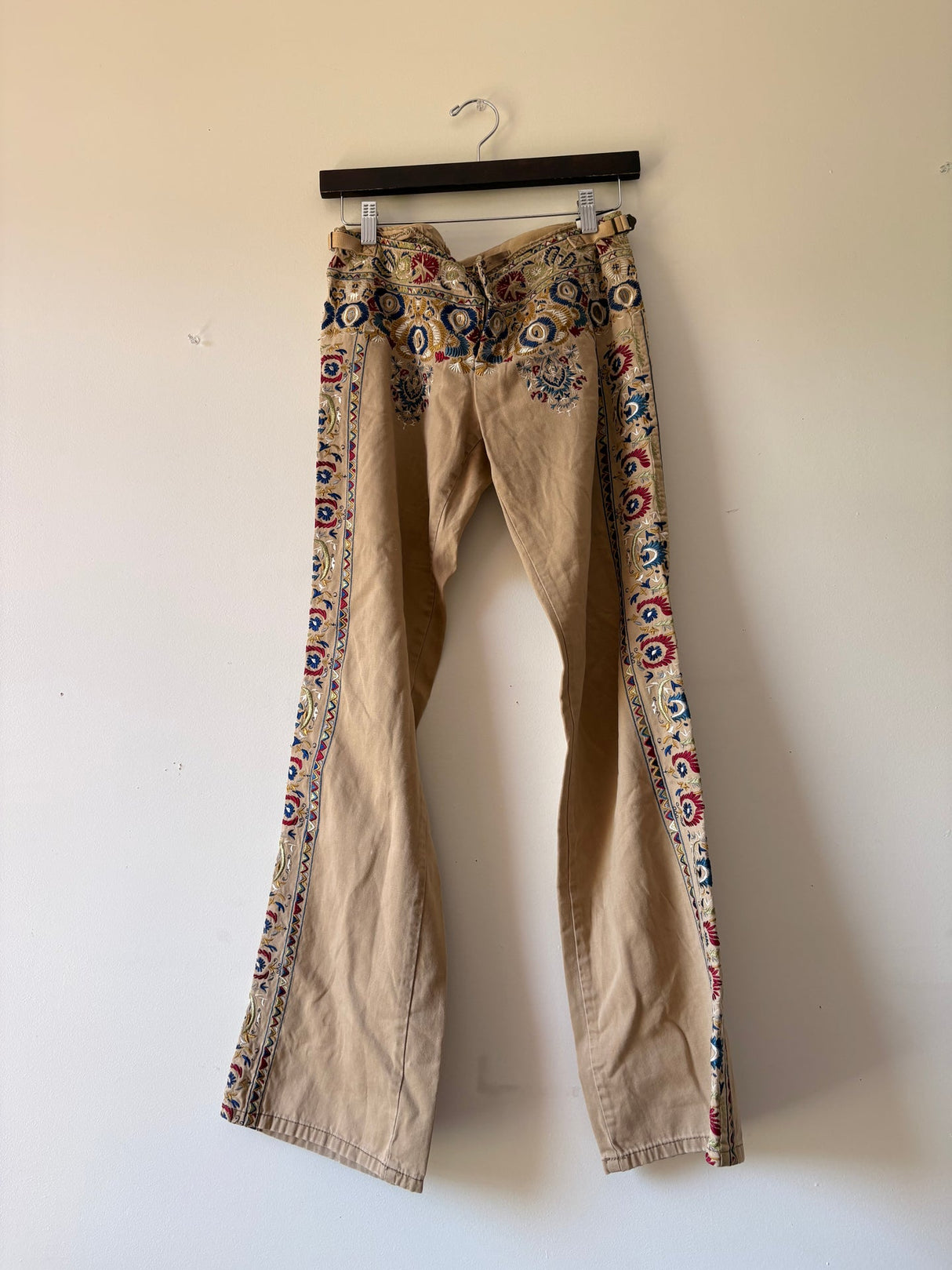 Da Nang embroidered pants