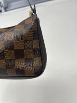Louis Vuitton Navona Pochette