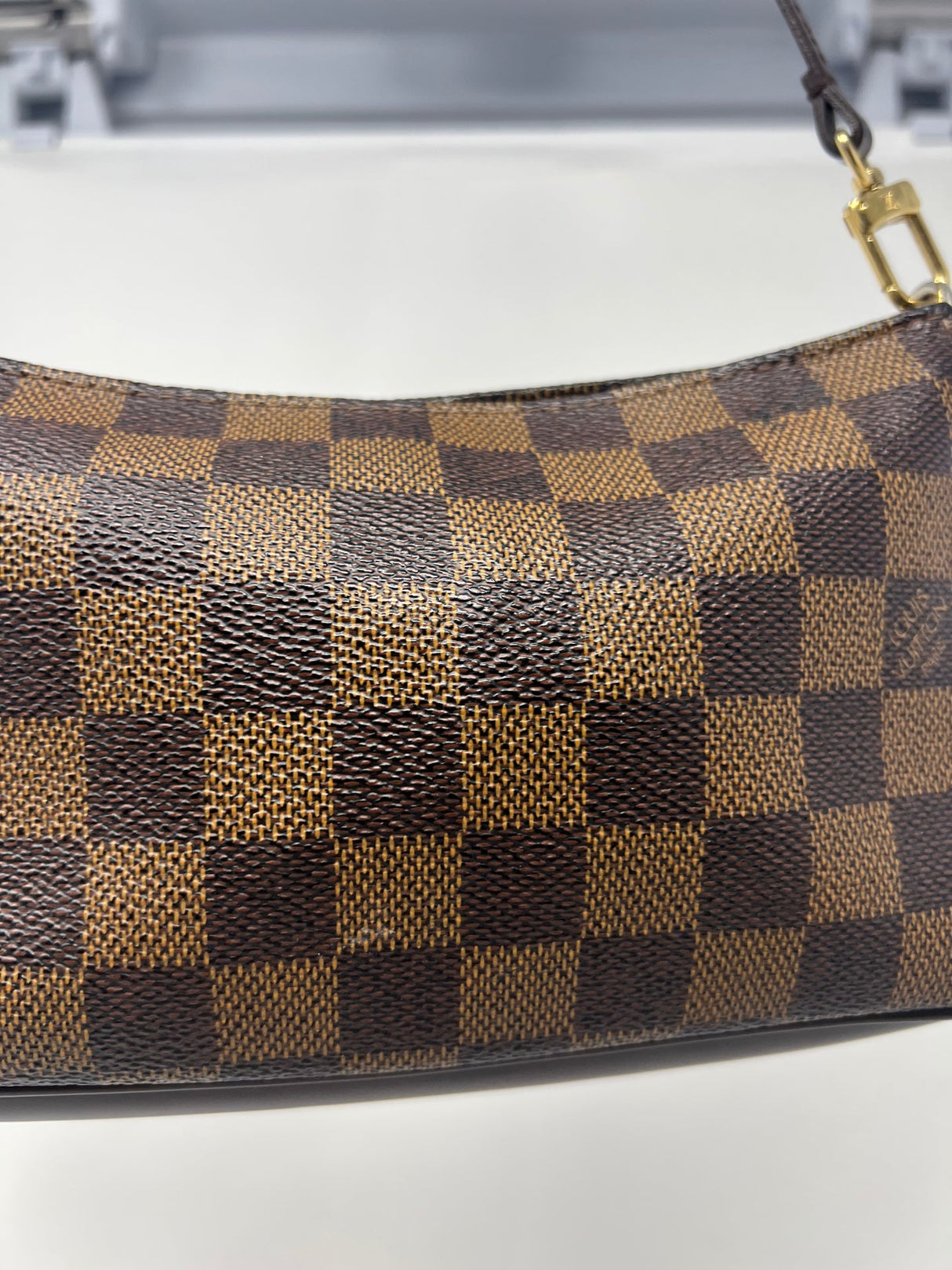 Louis Vuitton Navona Pochette
