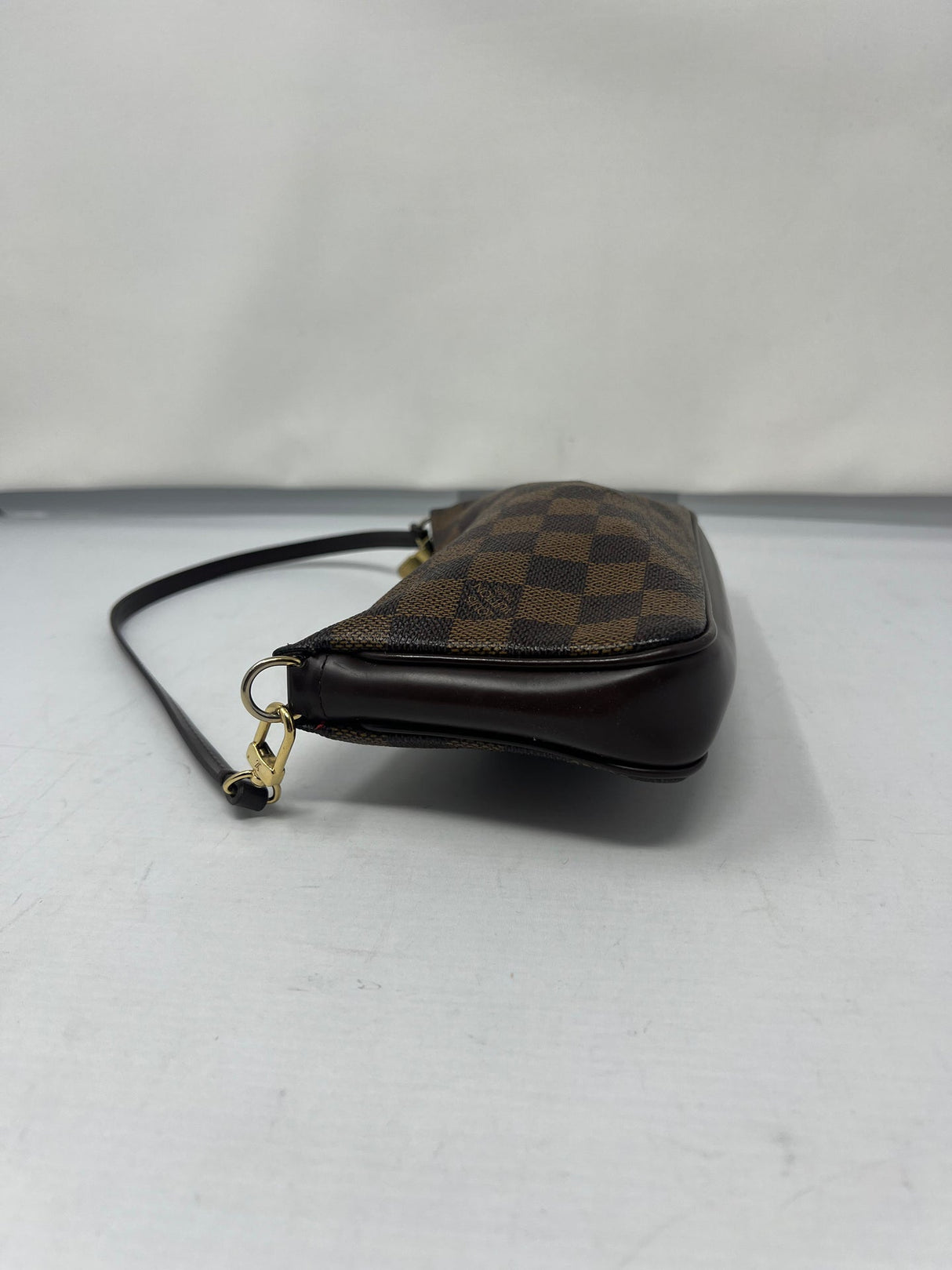 Louis Vuitton Navona Pochette