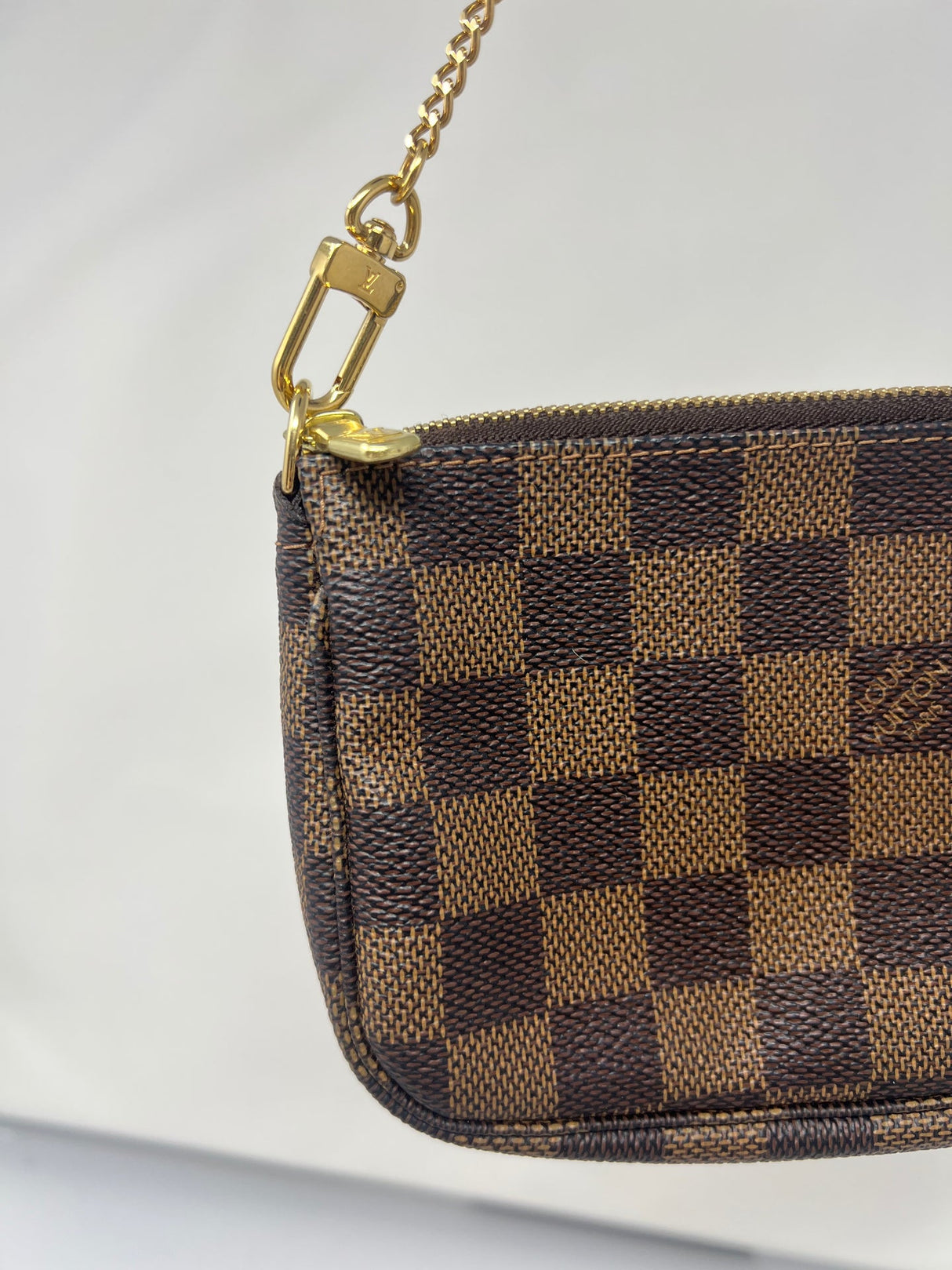 Louis Vuitton Damier Ebene Mini Pochette