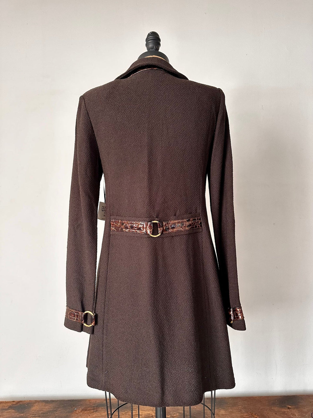 1980 Saint John Dark Brown Crochet Pleather Croc Trim Details