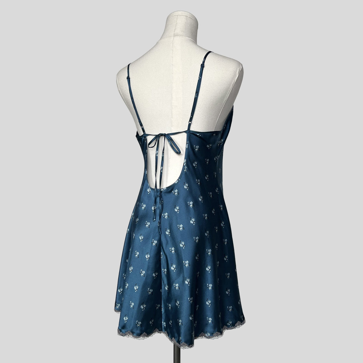 Fairy lace trim slip dress in blue floral