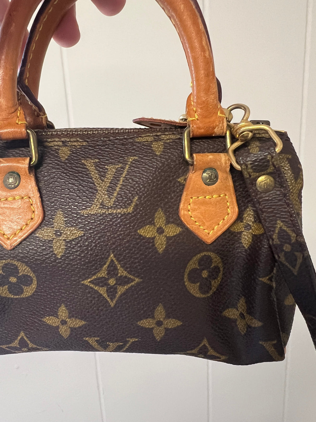 Louis Vuitton Mini Speedy w/ strap