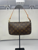 Louis Vuitton Monogram Pochette Accessoires Pouch Hand Bag