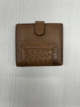 #94 Bottega Veneta Compact