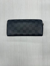 #96 Louis Vuitton Damier Medium