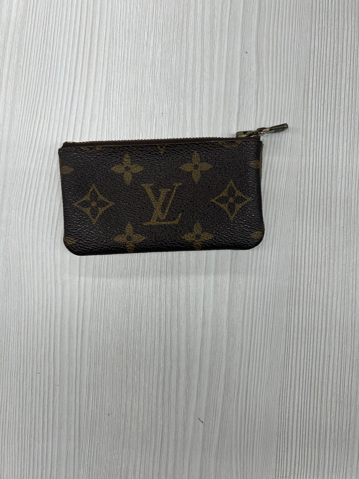 #93 Louis Vuitton Key Case