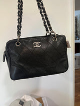 CHANEL leather handbag 1