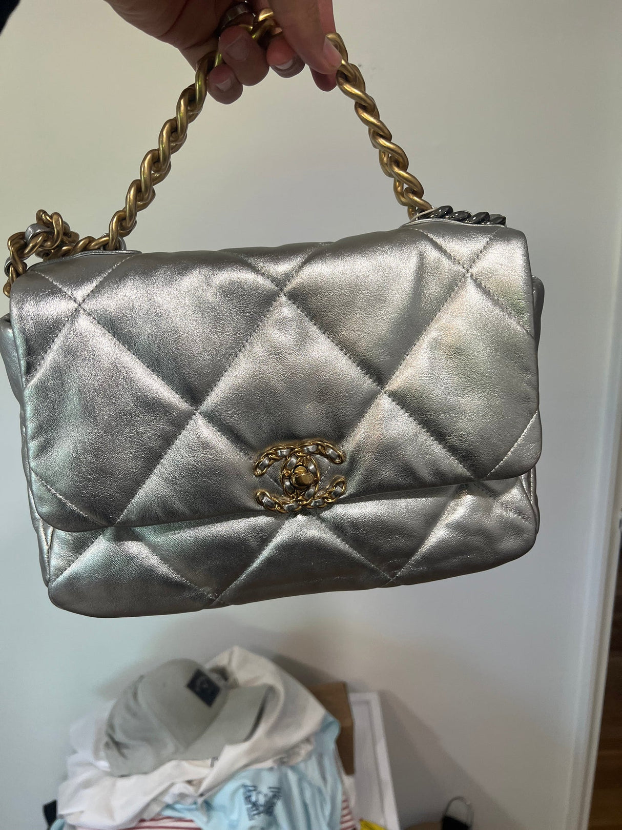 CHANEL shoulderbag 19bag