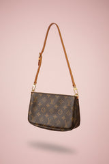 #9  Vuitton Monogram pochette