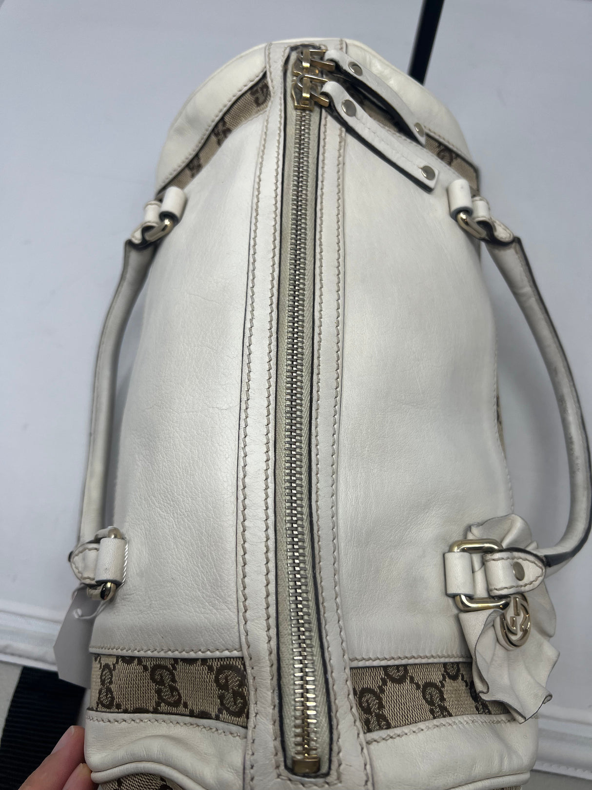 #19 gucci monogram barrel bag