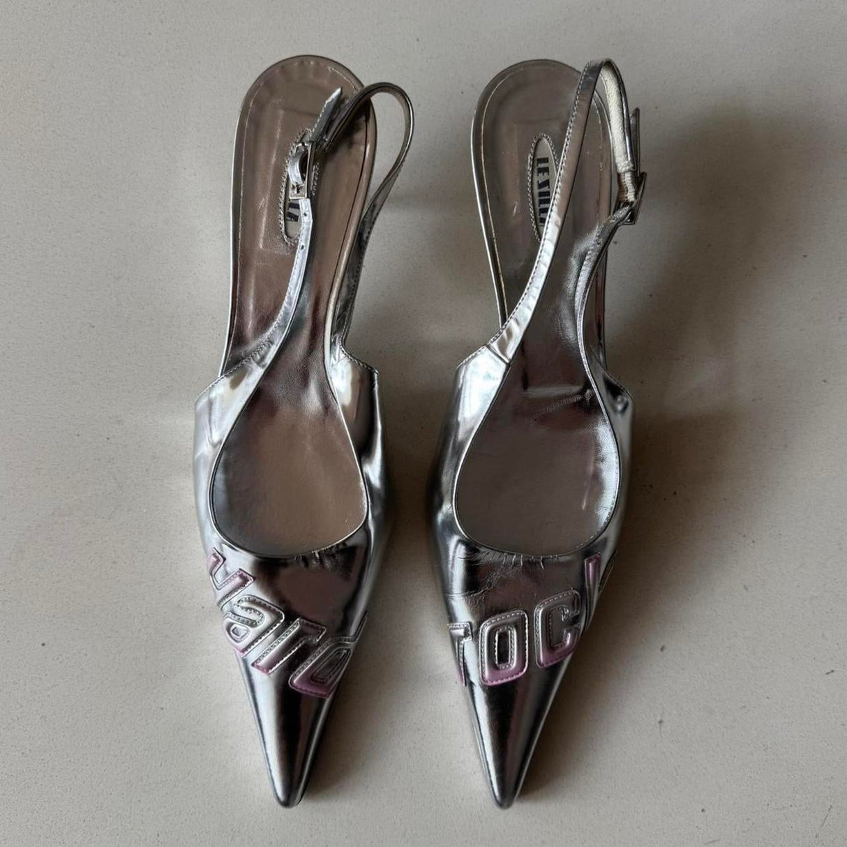 Le Silla Silver Pink Graphic Slingback Kitten Heels