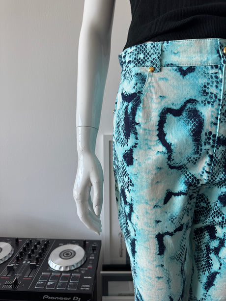 ESCADA Blue Snakeskin Print Capri Pant