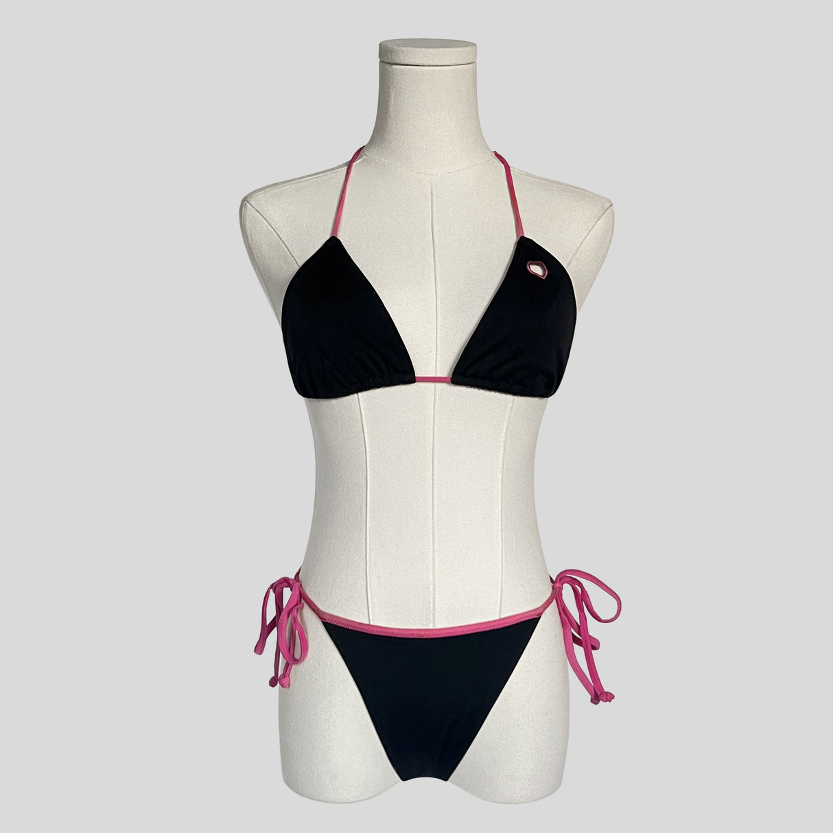 Cutout bikini in pink heart