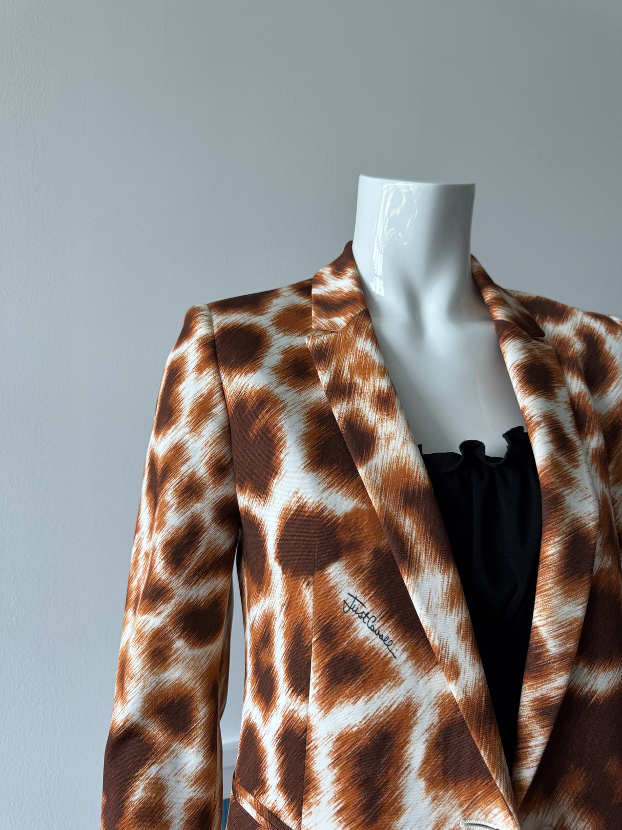 JUST CAVALLI Giraffe Animal Print Blazer