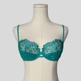 Scalloped lace bra in teal