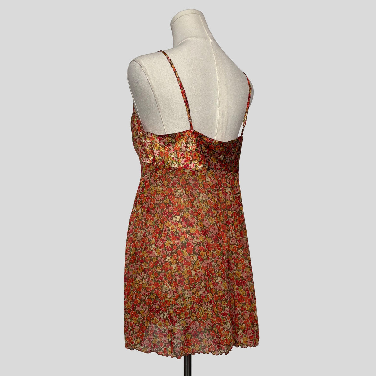 Floral silky bust slip in orange