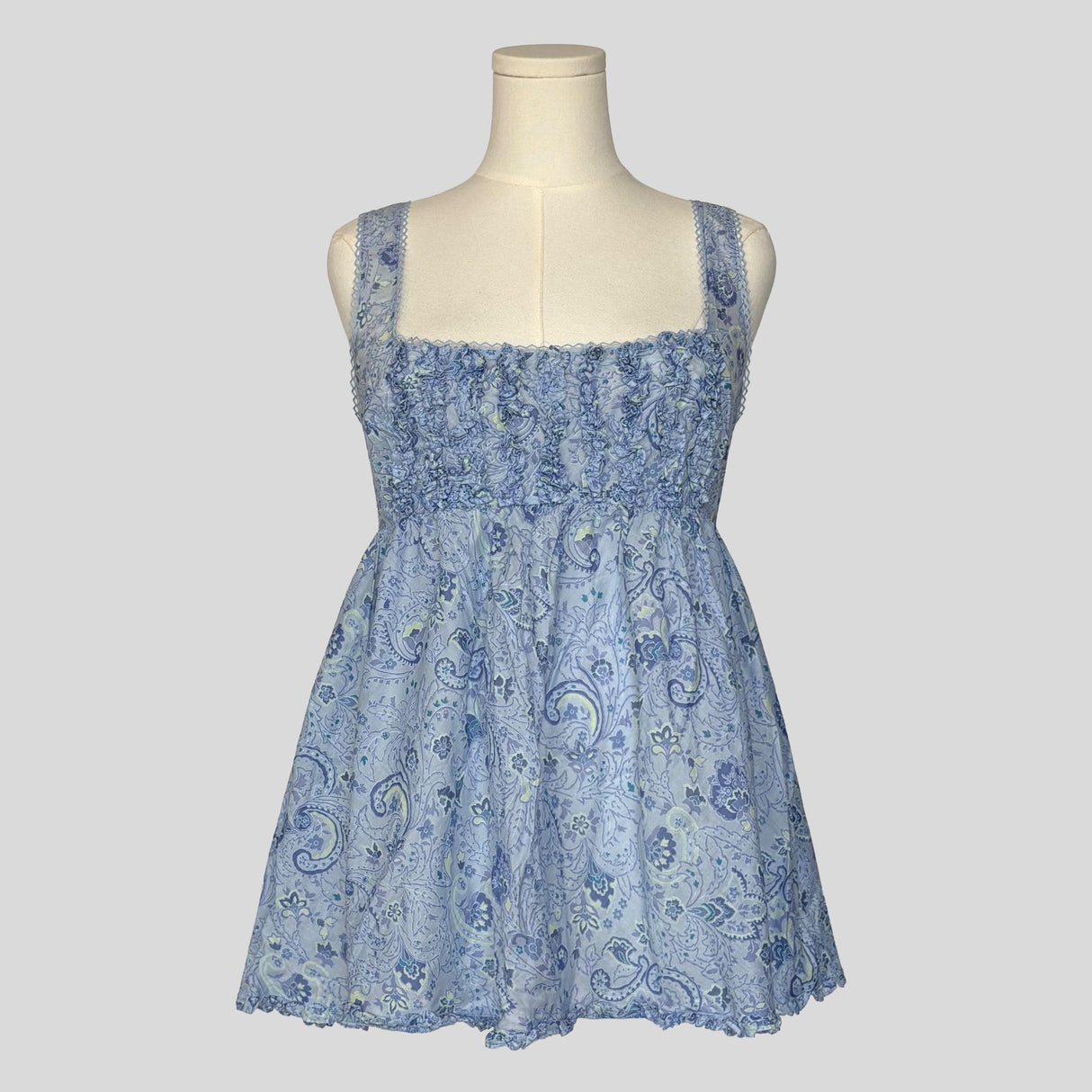 Country ruffled babydoll dress in blue floral