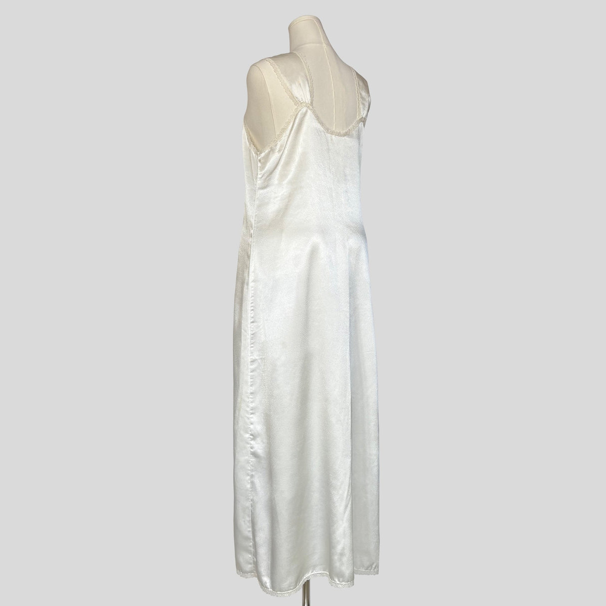 Embroidered lace trim gown