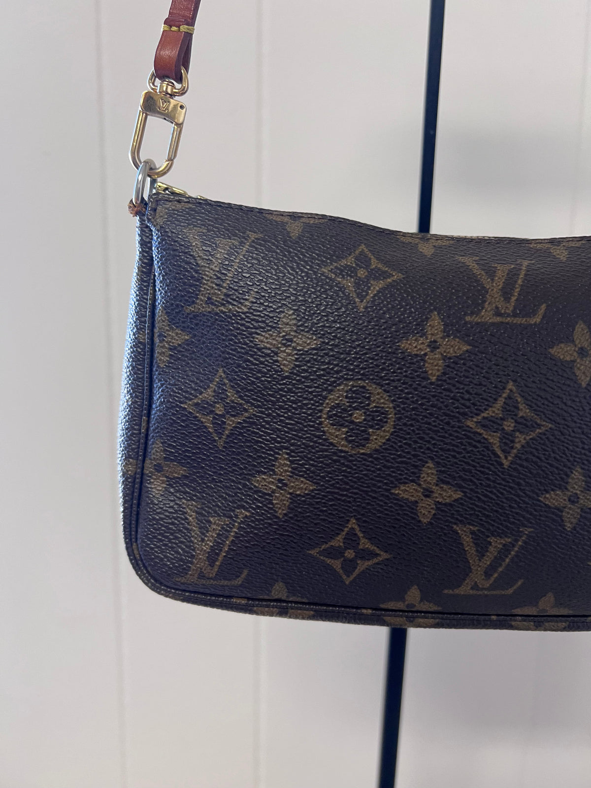 Louis Vuitton Monogram Pochette
