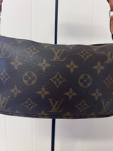 Louis Vuitton Monogram Pochette