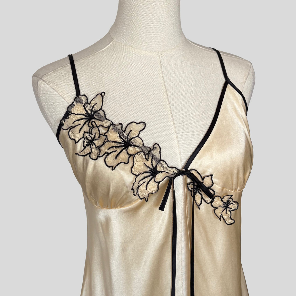 Flower trim split front babydoll dress with matching panties