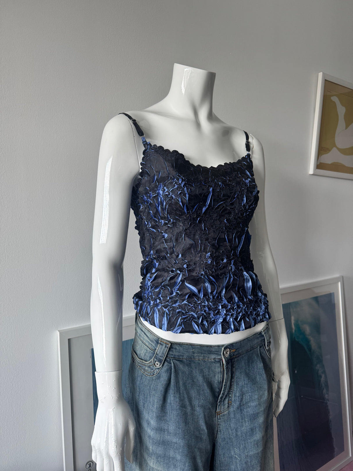 ORIGAMI MAGIC SCARF Black and Blue Crinkle Top