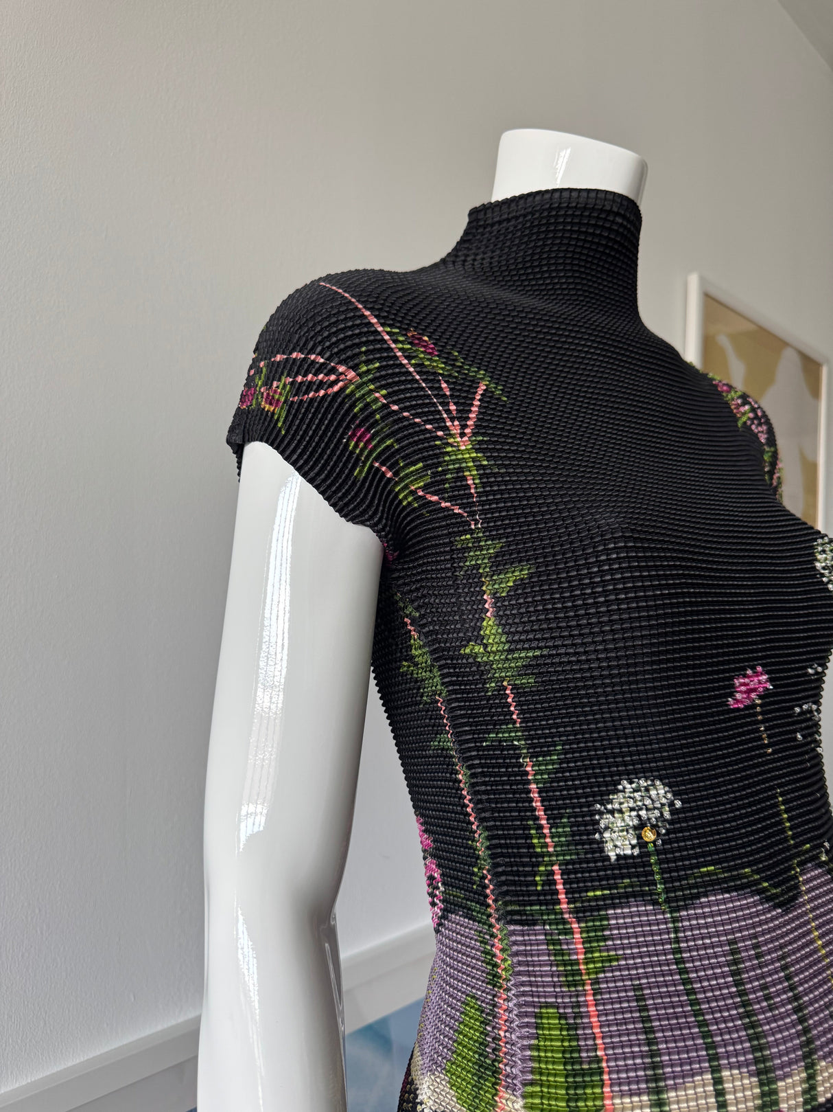 Black Floral Beaded Crinkle Mock Neck Top
