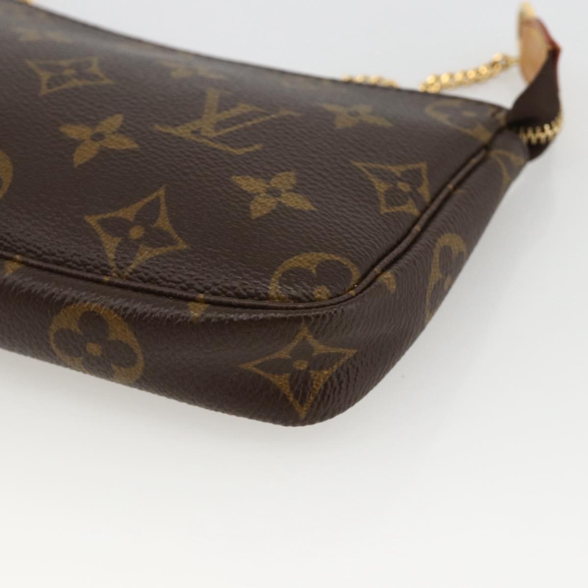 #61 Louis Vuitton Mini Pochette