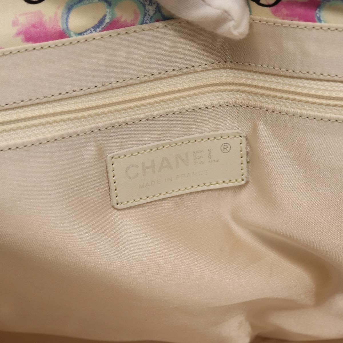 #63 Chanel New Travel Line Hawaii Exclusive Tote Bag Cotton White