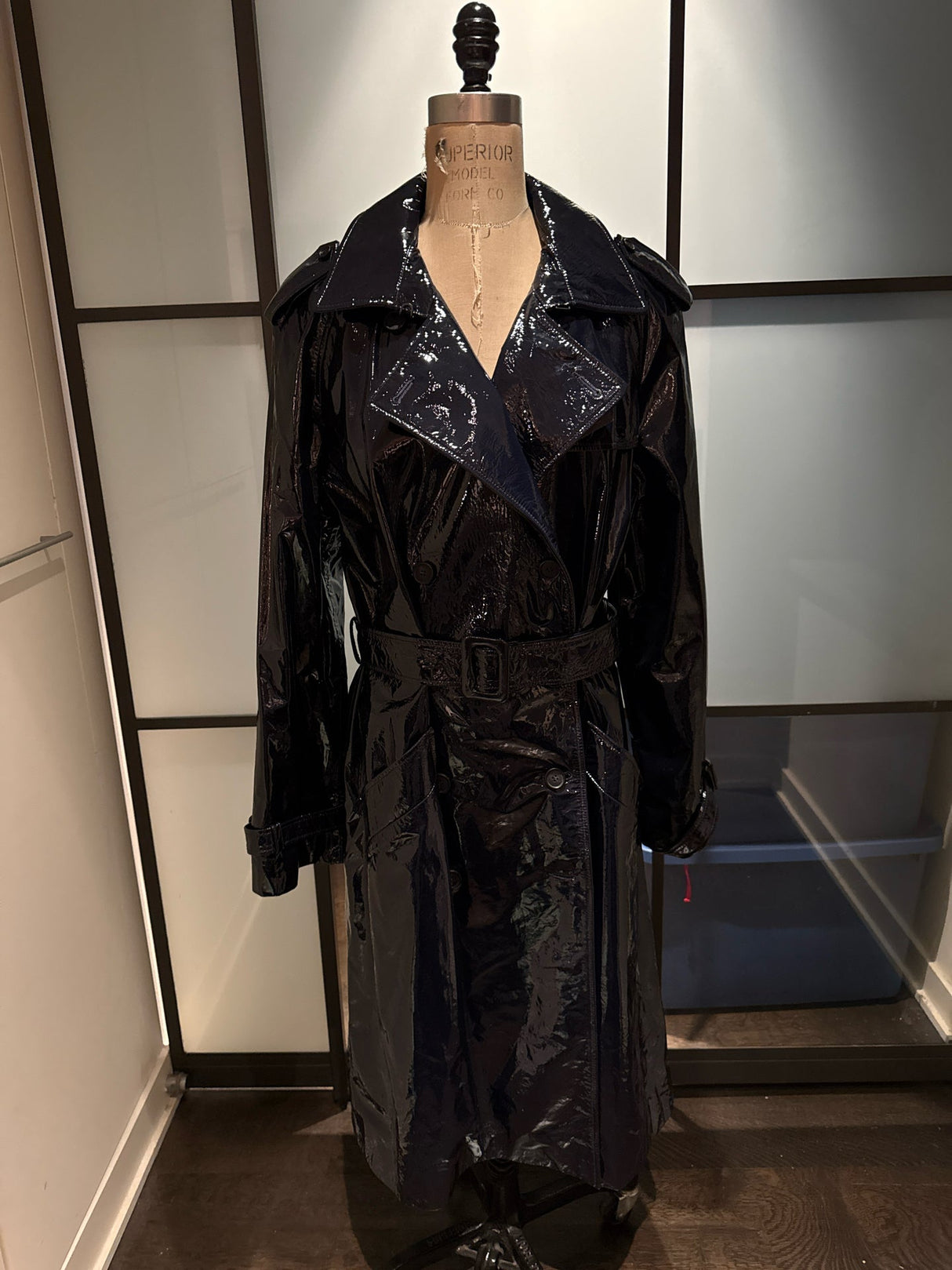 Diane von Furstenberg Size L Navy Blue Patent Leather Trenchcoat