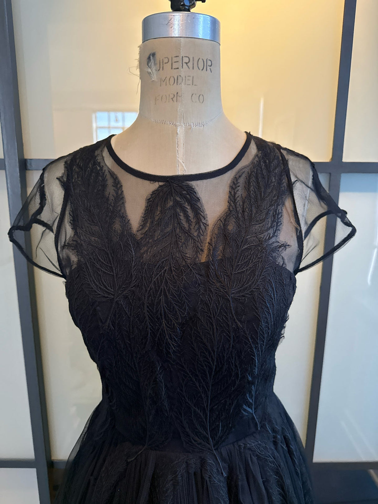 MCQ Alexander McQueen Size IT 36 Black Tulle Feather Lace Dress