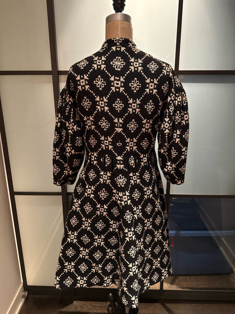 Moschino Size 8 Black & White Wool 3/4 Sleeve Coat