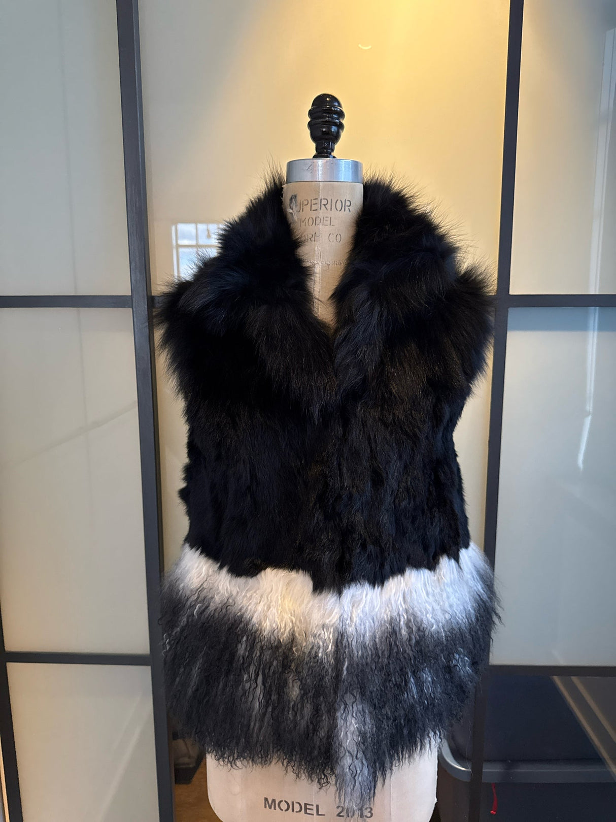 Adrienne Landau Size S Black & White Fox Rabbit Lamb Fur Vest