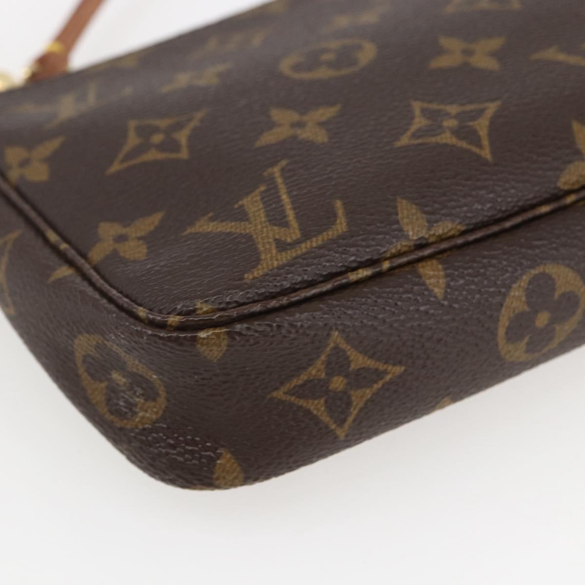 #66 Louis Vuitton Monogram Pochette