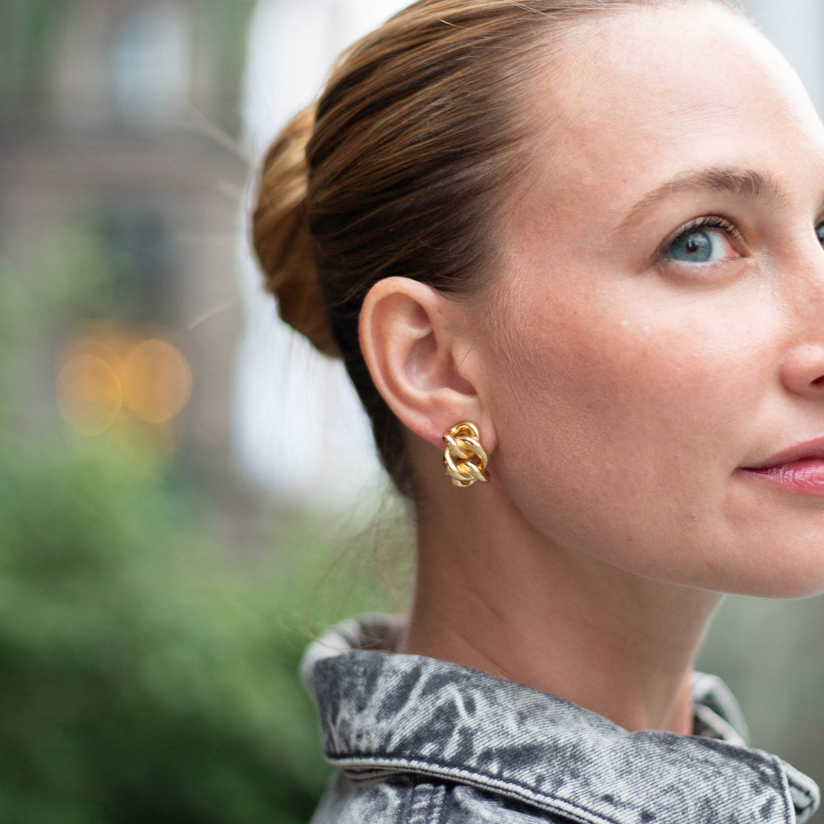 Christian Dior gold retro chainlink earrings